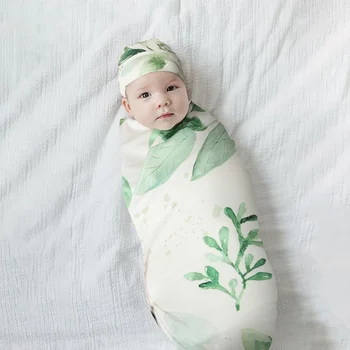 Нов комплект шалове с детски принтом, европейската и американската шапчица за снимки на новородени, аксесоари от две части, подпори Изображение